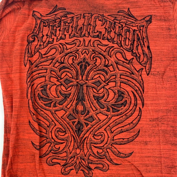 Affliction Graphic T Shirt Mens Medium Red Black Gothic Cross Space Dye Y2K MMA - Picture 4 of 9